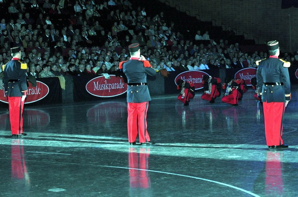 Musikparade   104.jpg